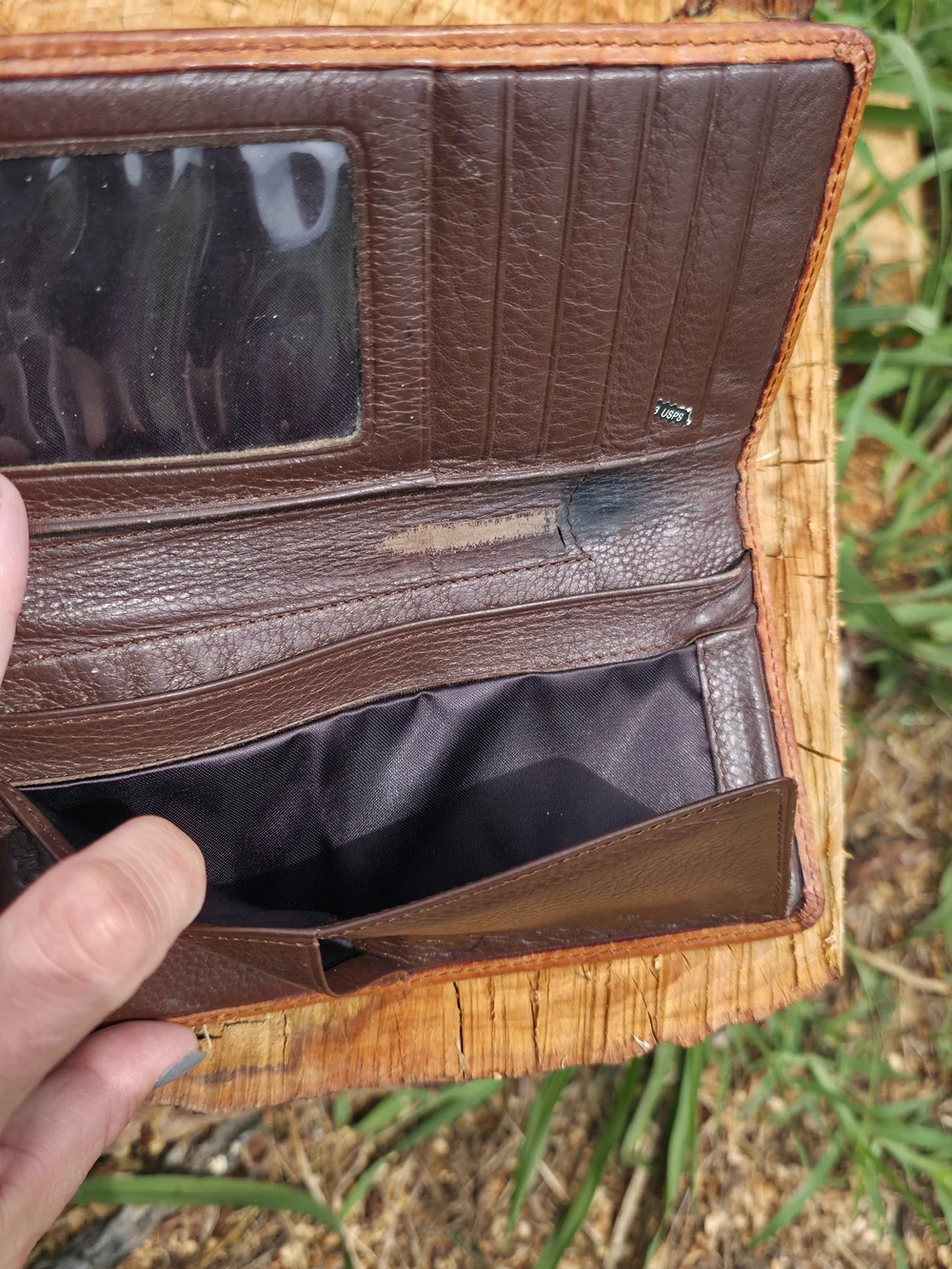 Embossed Floral Leather Wallet - Brown